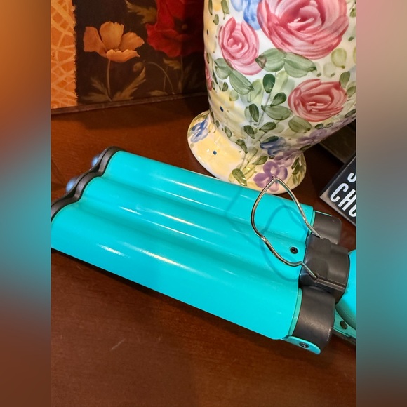 BedHead Teal and Purple Hair Waver - Picture 4 of 5